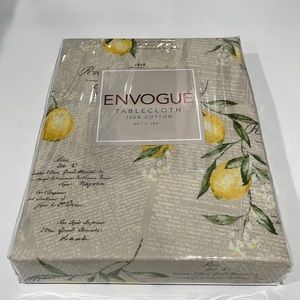 Envogue cotton tablecloth. French farmhouse style with lemons. NWT